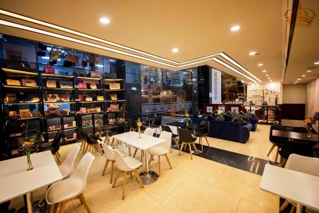 Golden Crown Hotel Saigon 胡志明市 外观 照片