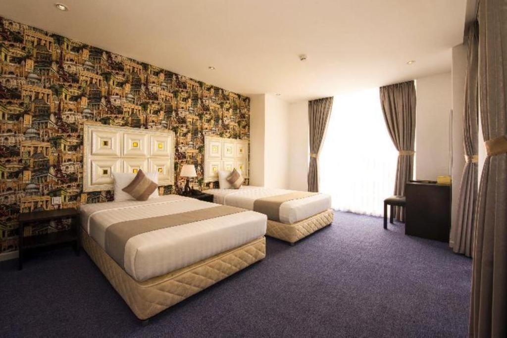 Golden Crown Hotel Saigon 胡志明市 外观 照片